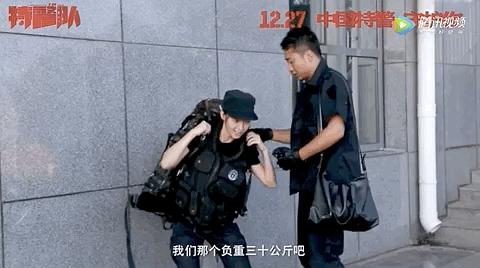 荷尔蒙快要泻出银幕，没想到钢铁直男也能这么有魅力